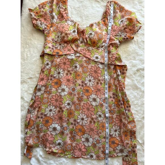 Madden NYC Juniors’ Peasant Dress with Puff Sleeves and Back Tie, Size L - Picture 11 of 12